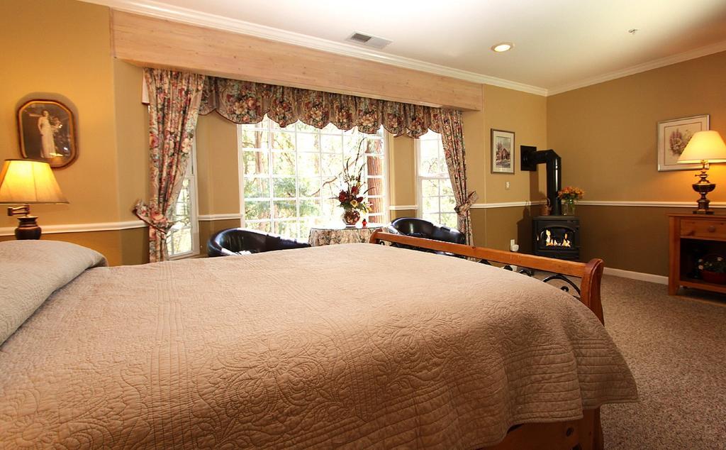Mccaffrey House Bed And Breakfast Inn Twain Harte Ruang foto