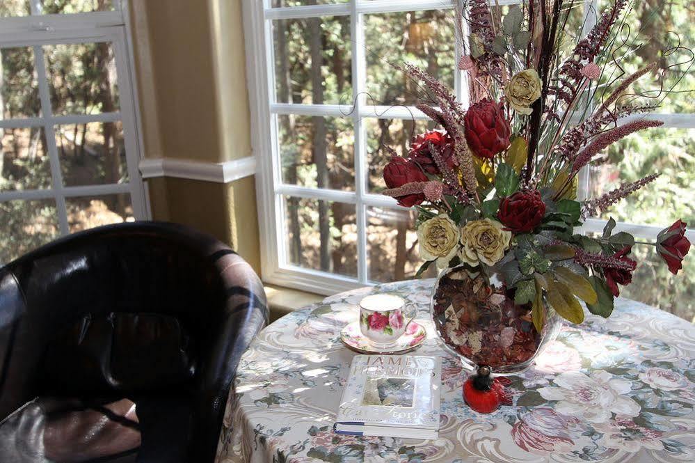 Mccaffrey House Bed And Breakfast Inn Twain Harte Bagian luar foto